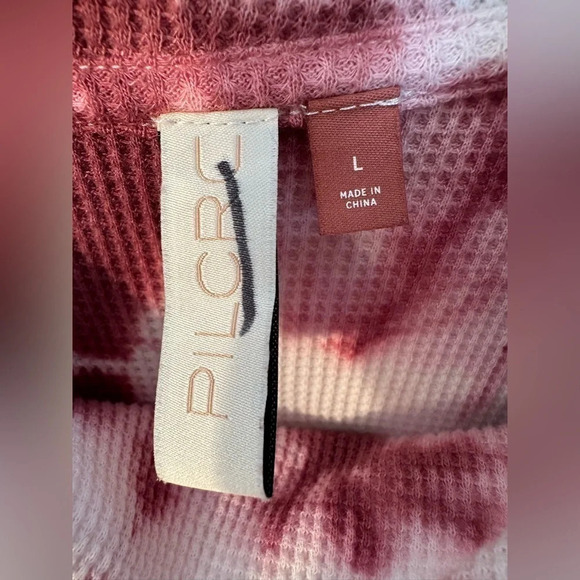 ANTHROPOLOGIE PILCRO L Waffle Weave Dolman Sleeve Raspberry Tie Die Cowl Neck - Picture 3 of 12